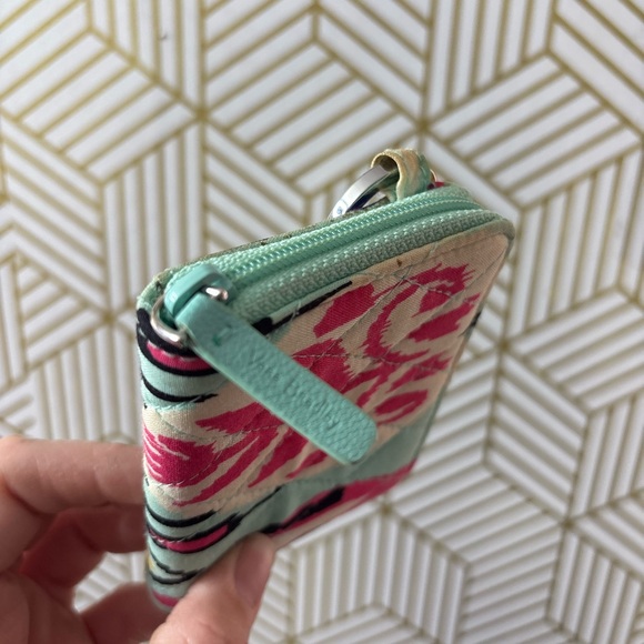 Vera Bradley Quilted Wallet keychain - Picture 5 of 9